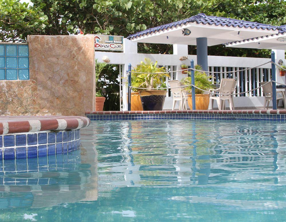 The Beach Guesthouse Pinones Exterior photo